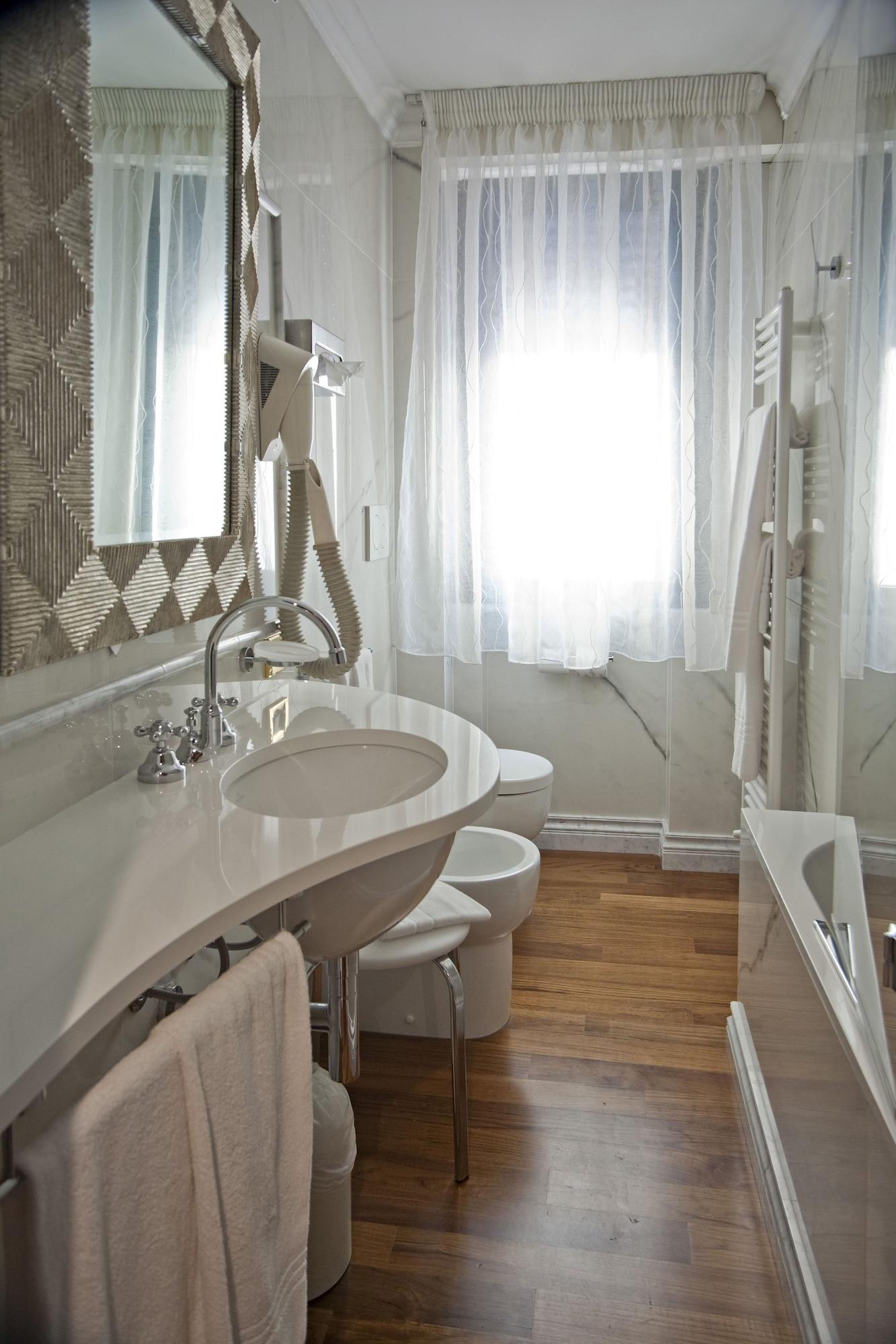 Hotel Europa Verona Bagian luar foto