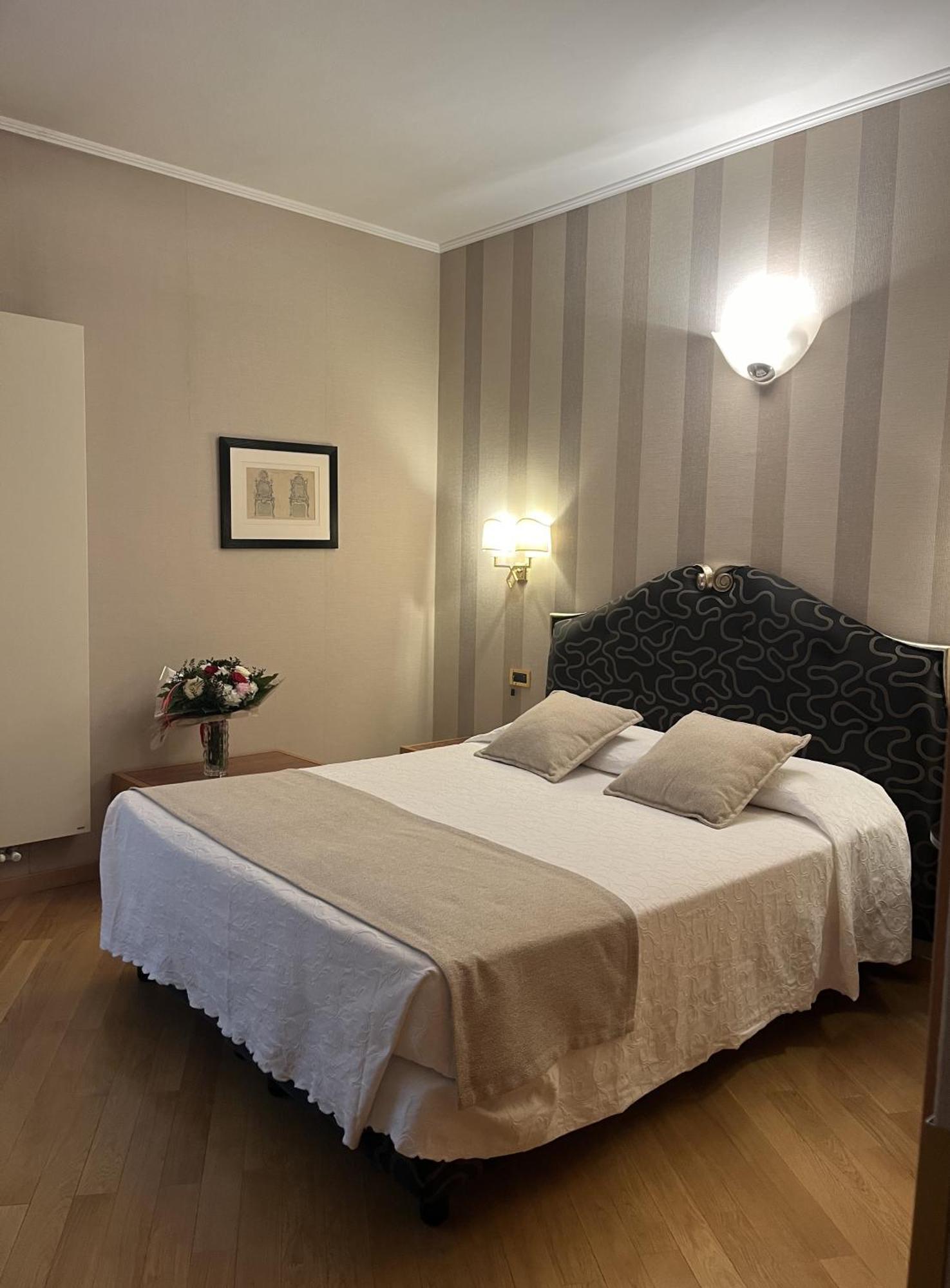 Hotel Europa Verona Bagian luar foto